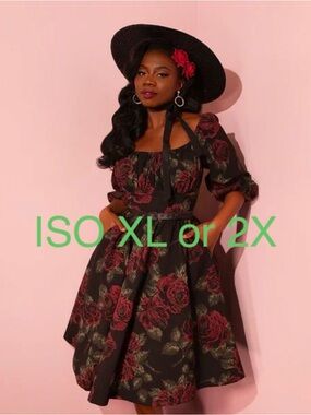 ISO Vixen black floral vacation dress